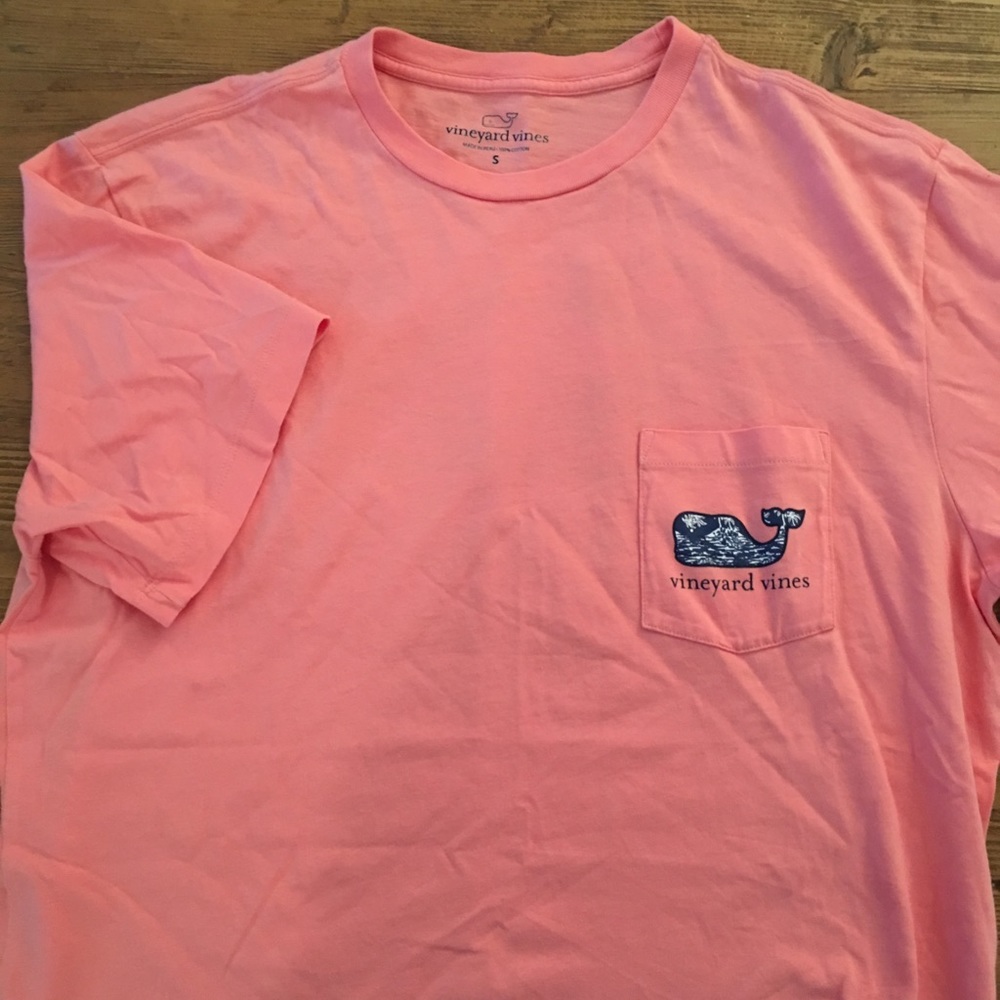 Vineyard Vines Tee